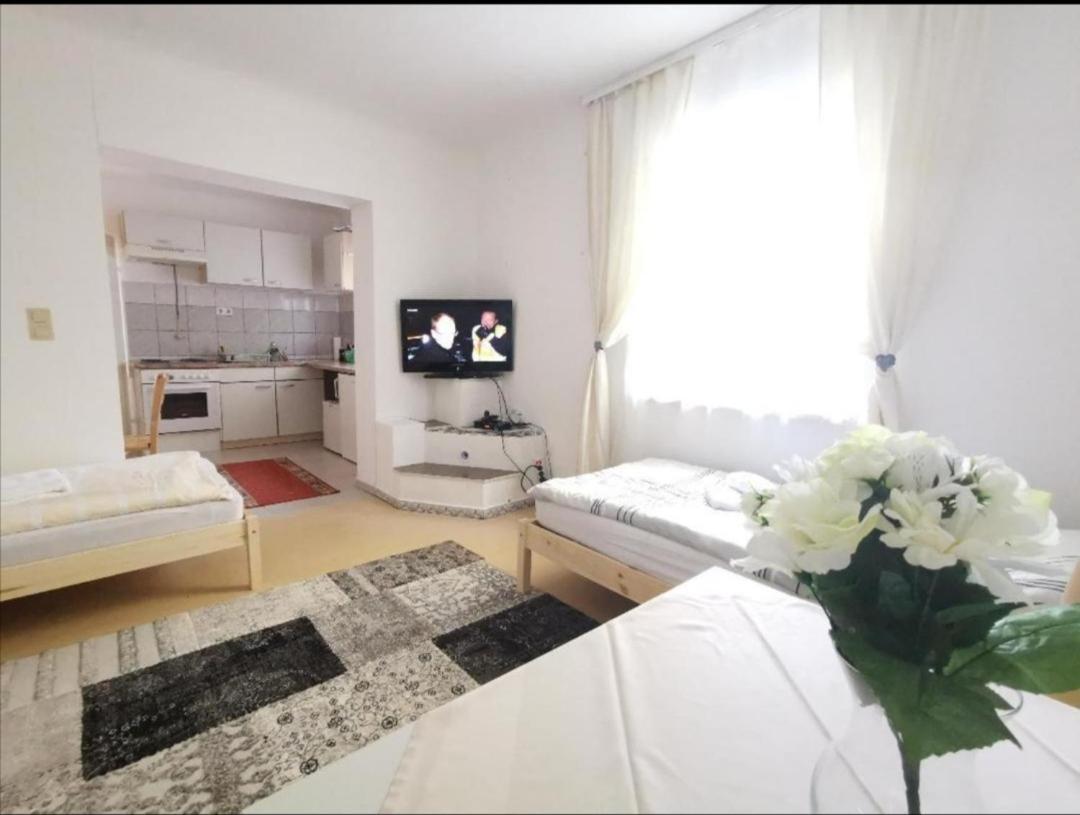 Apartgraz Luaran gambar