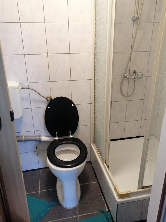 Apartgraz Luaran gambar